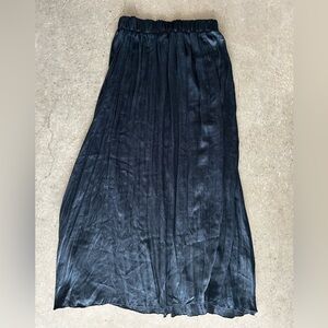Zara Elegant Navy Maxi Skirt